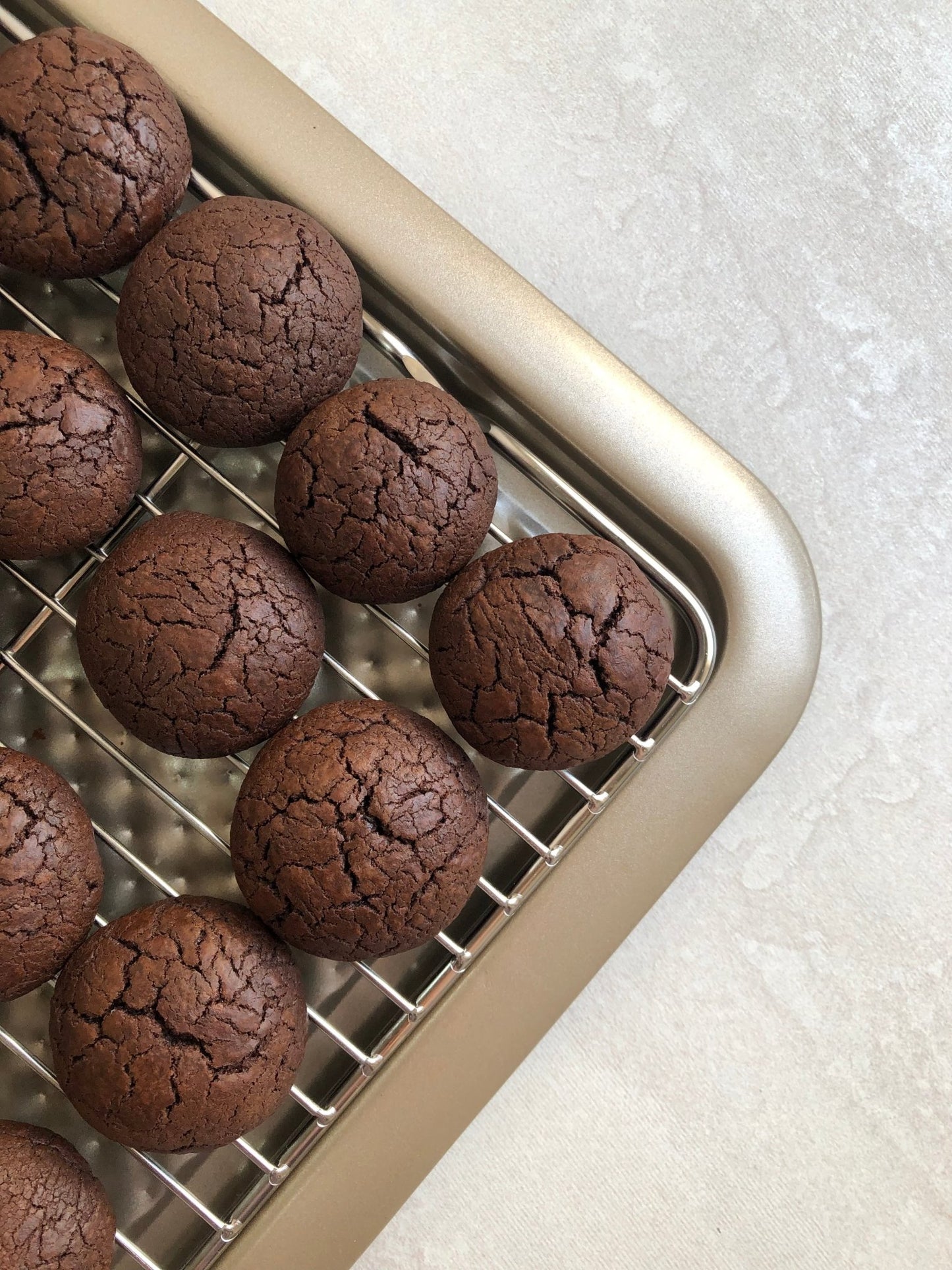 Dark chocolate cookie