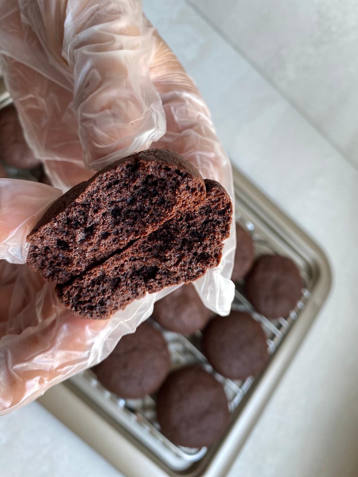 Dark chocolate cookie